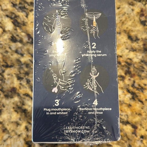 Snow the original teeth whitening Kit new in sealed box - Picture 2 of 4